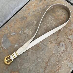 Vintage 90s Cream Leather Croc Embossed Leather Belt